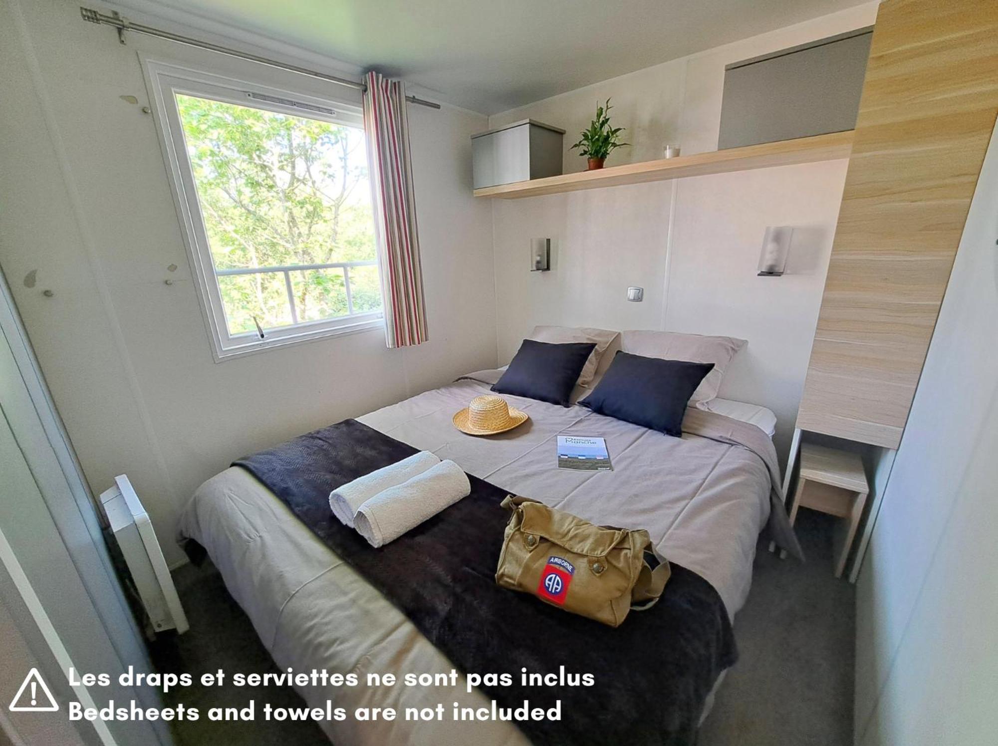 Camping Sainte Mère Eglise Esterno foto
