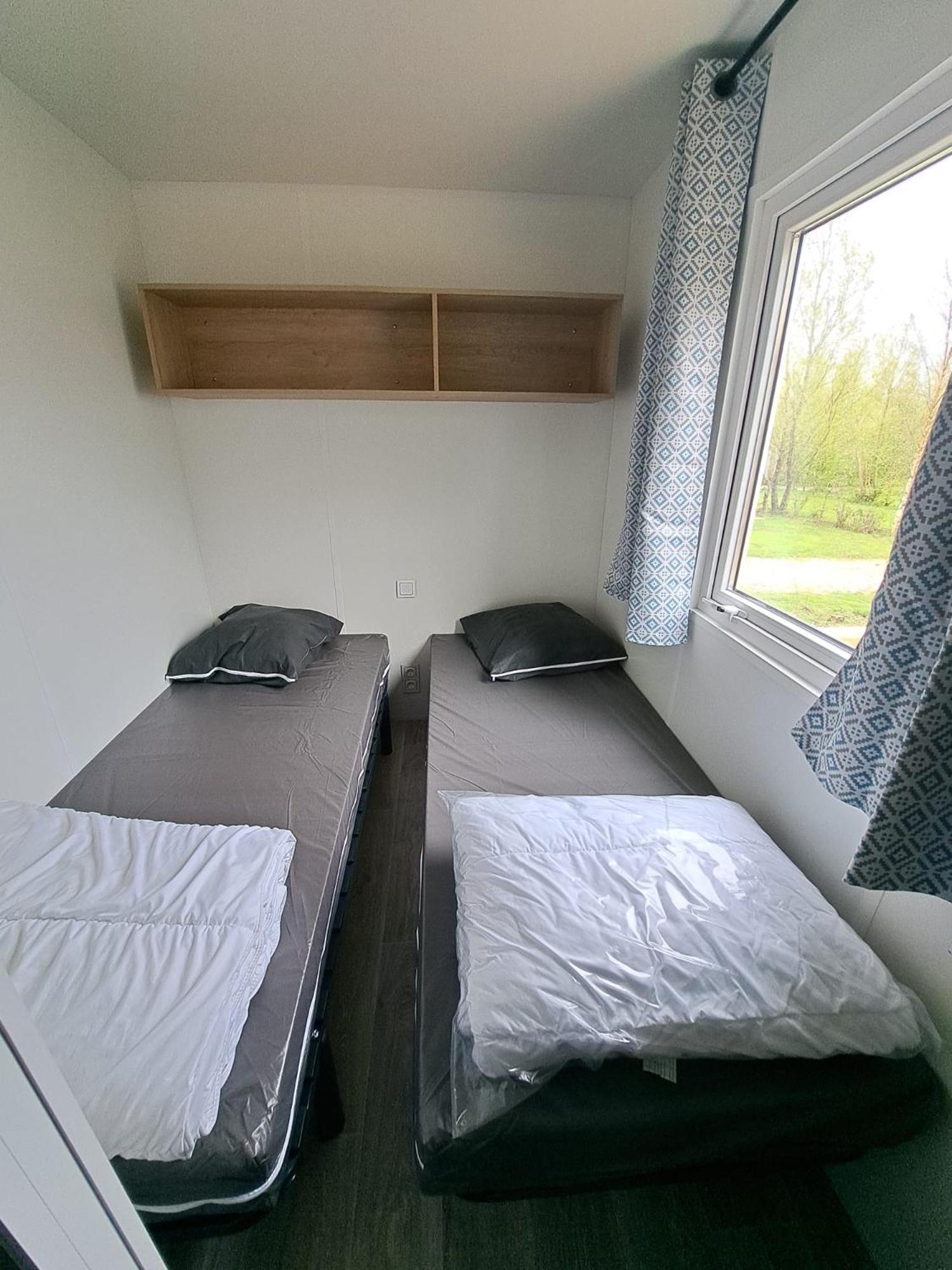 Camping Sainte Mère Eglise Esterno foto